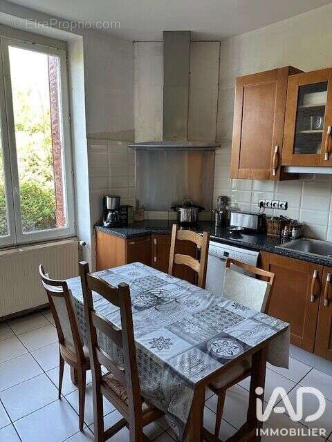 Maison 190 m² à Saint-Priest-De-Gimel  - photo 5