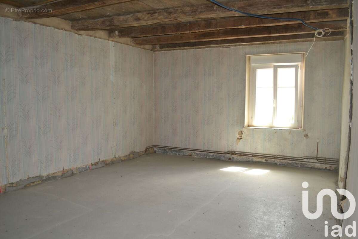 Photo 4 - Maison à ROUVRES-LA-CHETIVE