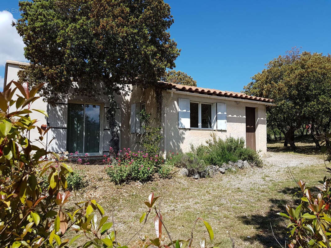Maison à MALAUCENE