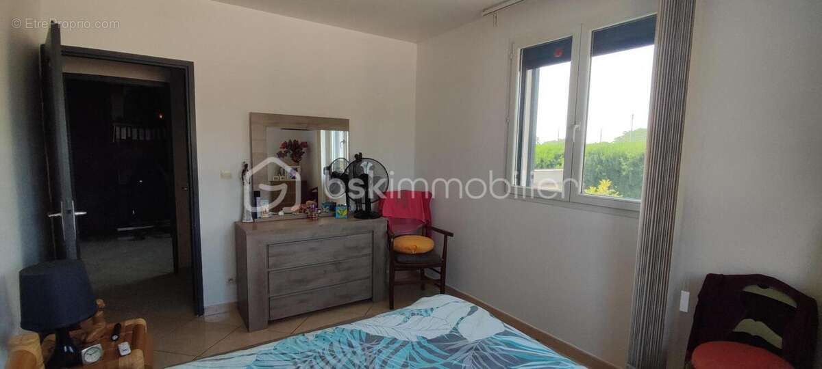 Villa de 132m² avec jardin, garage, piscine et terrasse - photo 12