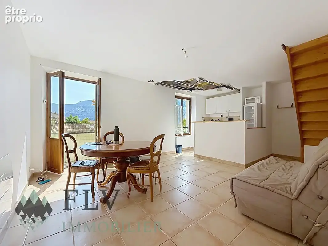 Photo Appartement à Clans au prix de 140 000€