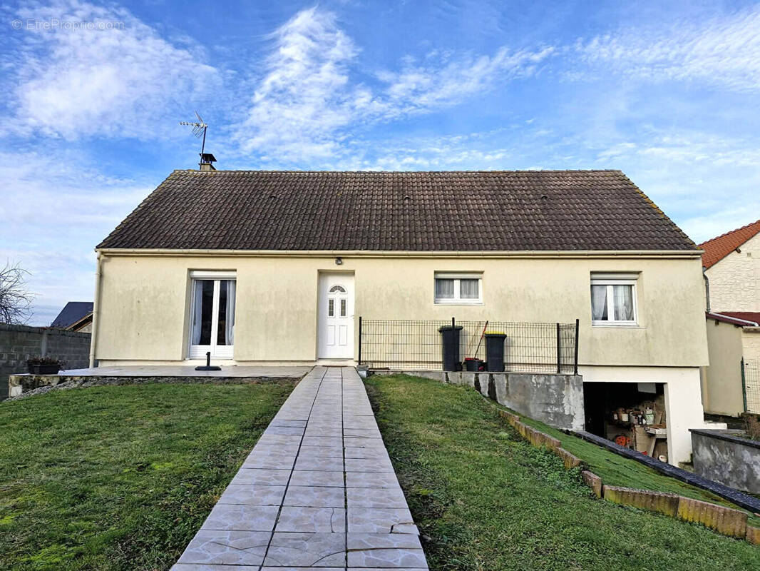 Maison à CORBIE