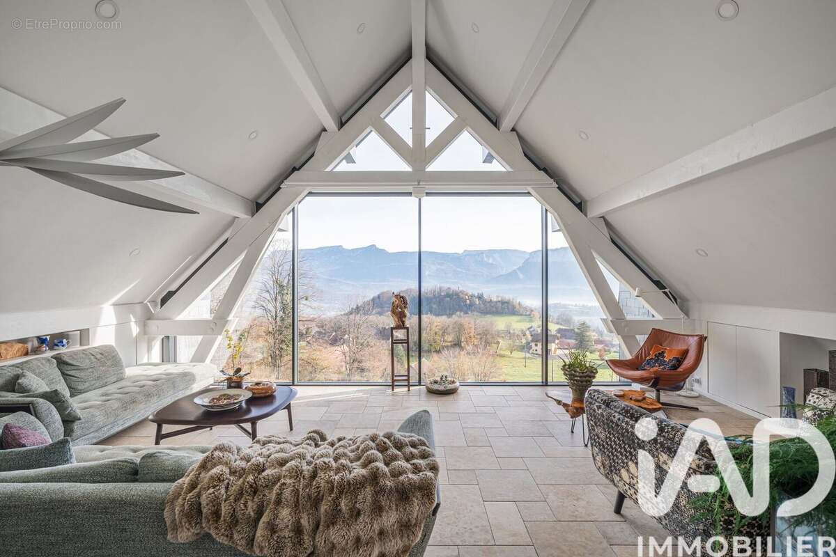 Photo 5 - Maison à MIRIBEL-LES-ECHELLES