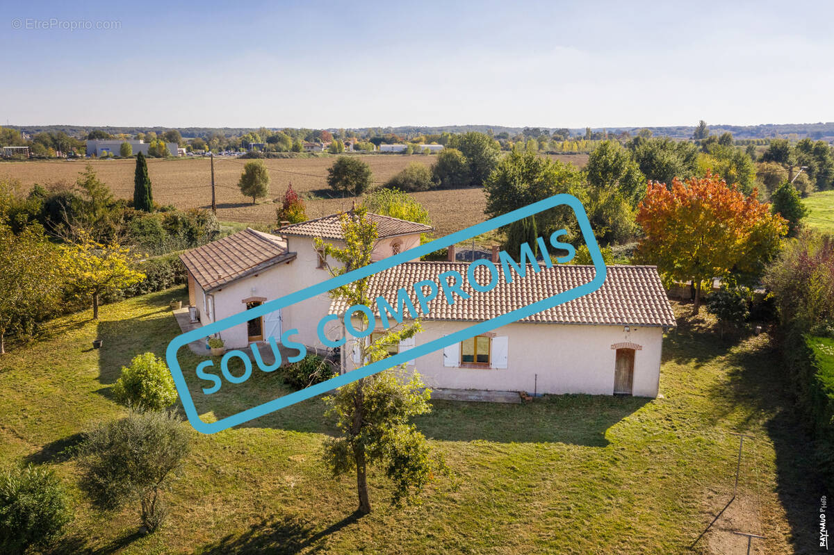 Maison à SAINT-SULPICE