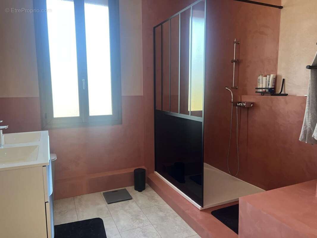 Maison à SAINT-VERAND