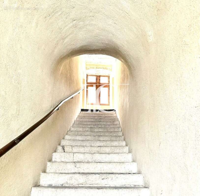 Appartement à AUBENAS