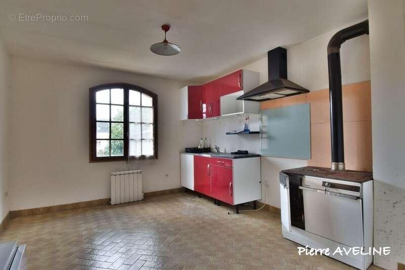 Maison à LA BAZOCHE-GOUET