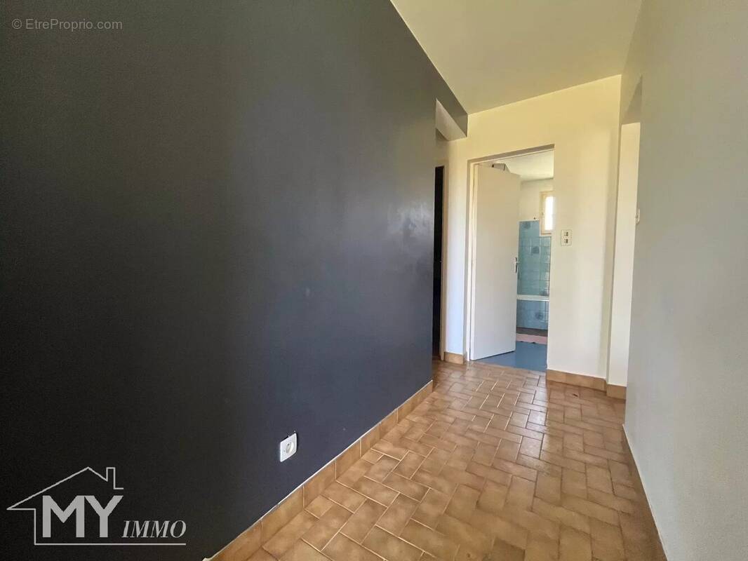 Maison à PESSAC-SUR-DORDOGNE