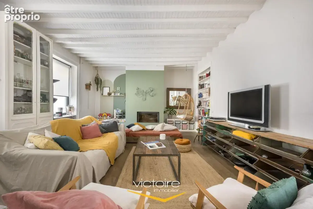 Magnifique maison rénovée avec dépendance au Coeur de Montchat - Coup de coeur assuré ! - photo 4