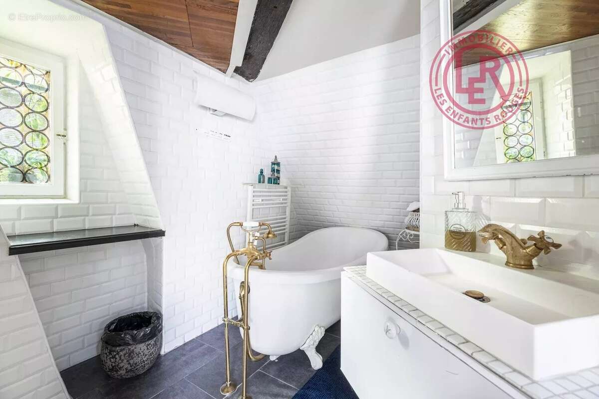 Appartement à PARIS-6E