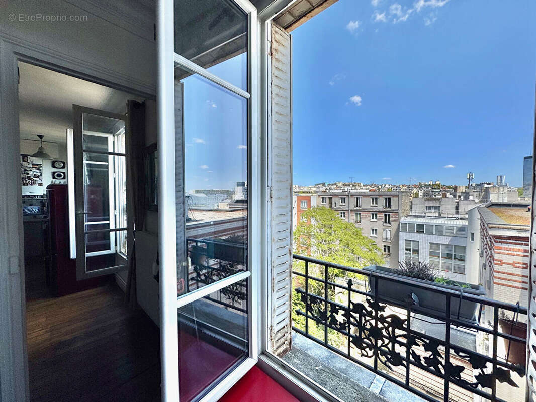 Appartement à PARIS-20E