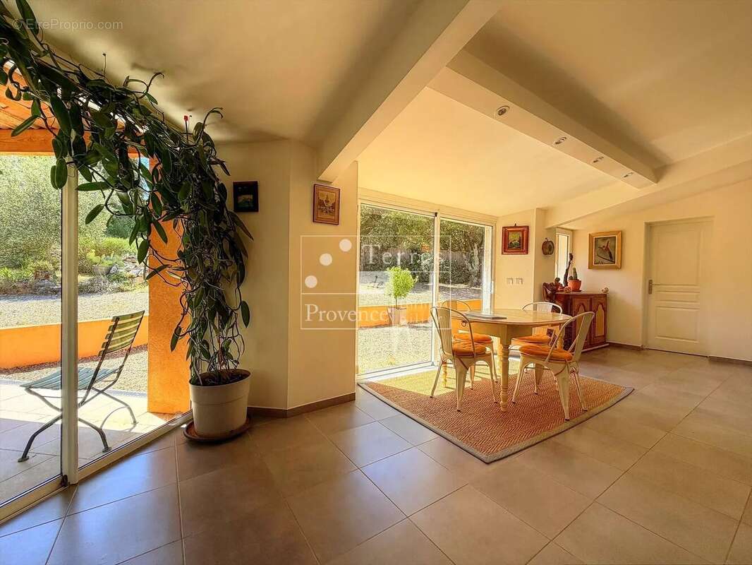 Maison à MOISSAC-BELLEVUE