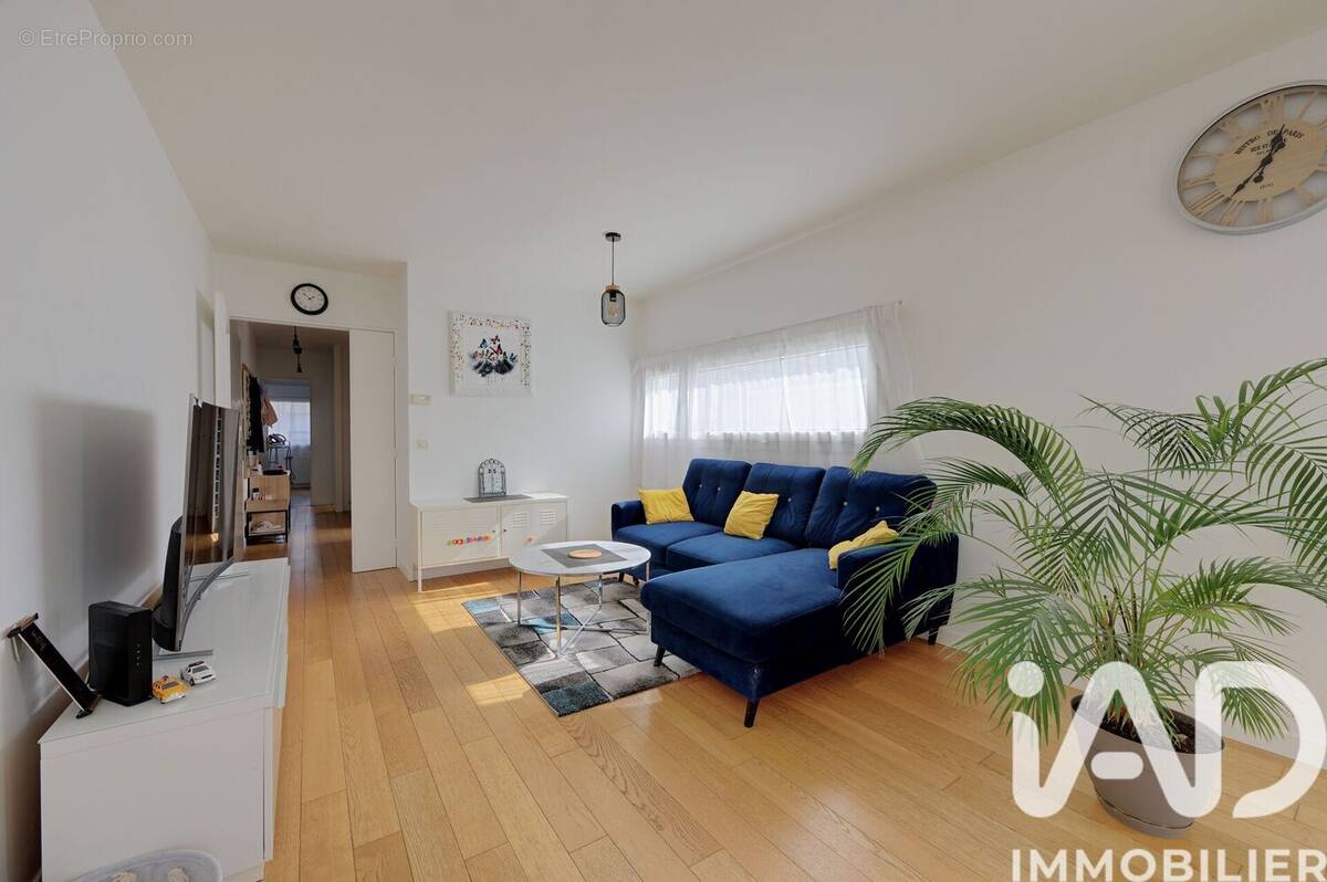 Photo 1 - Appartement à LE PLESSIS-ROBINSON