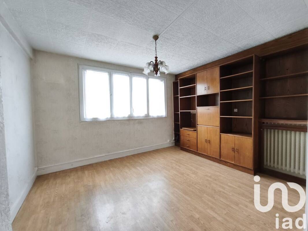 Photo 1 - Appartement à LIVRY-GARGAN