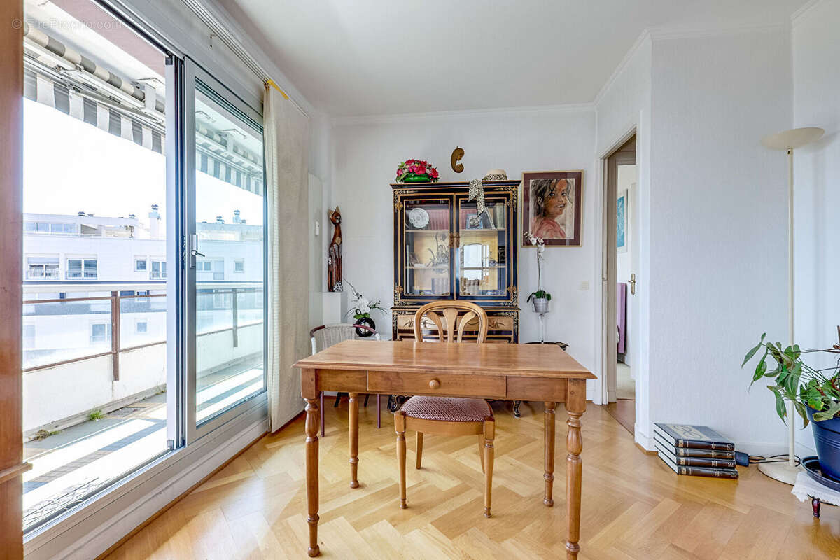 Appartement Paris 5 pièce(s) 119 m2 - photo 6