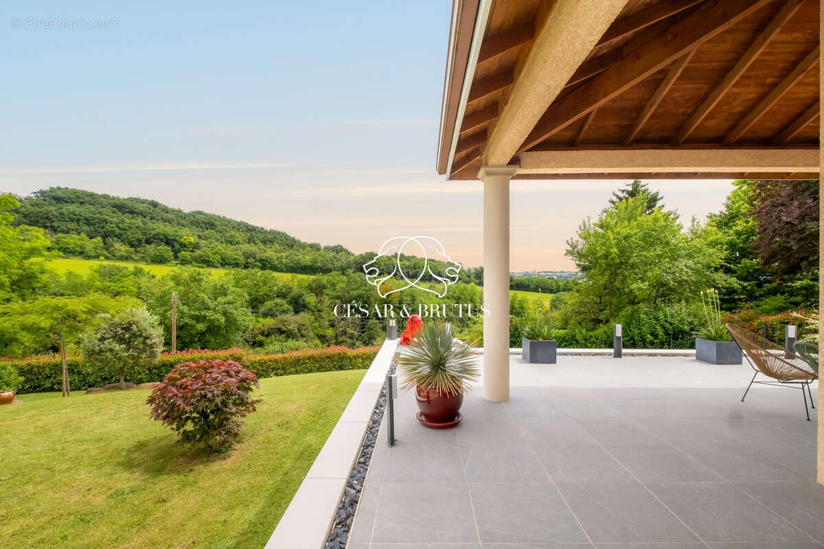 Maison 5 pièces 144 m² à vendre à Villette-De-Vienne (38200) - photo 3