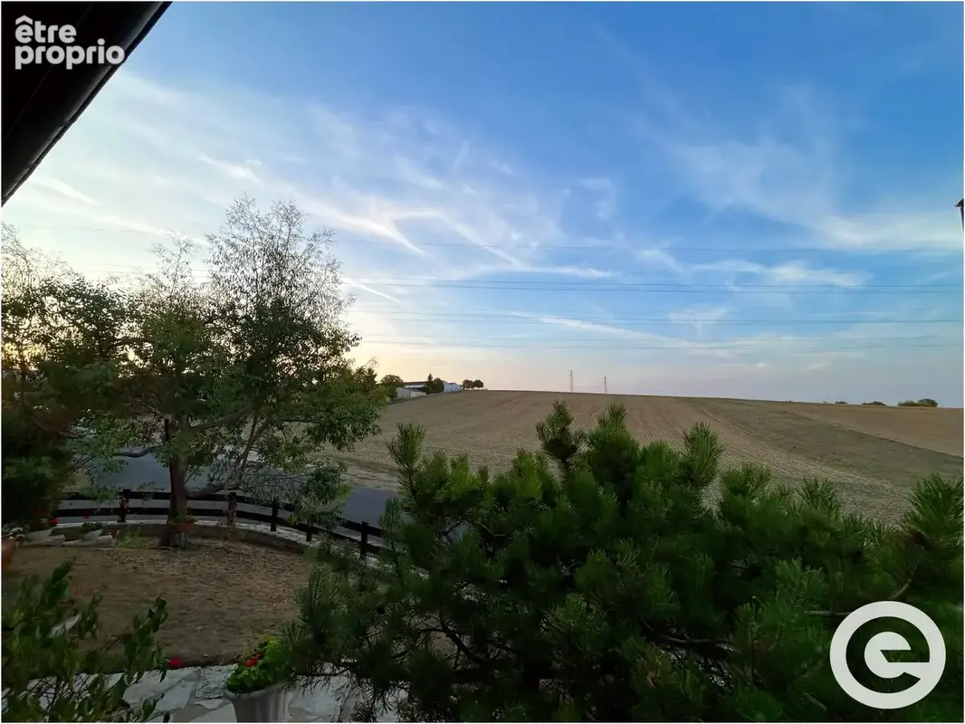 Maison familiale 5 pièces - 112.63m2   1977   Saint Martin-du-Tertre - photo 24