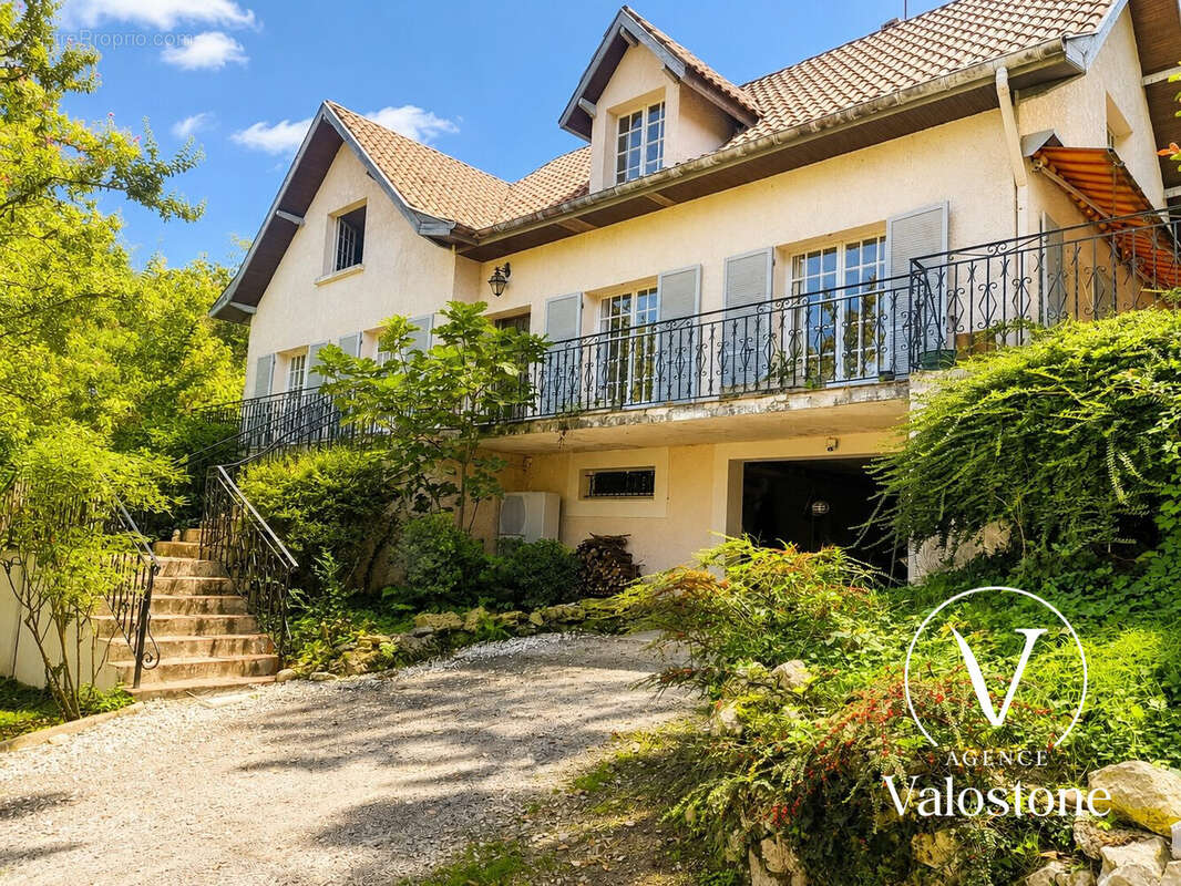 Maison 205 m² à Hagetmau  - photo 2