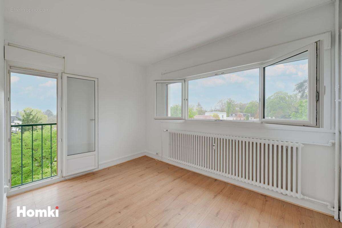 Appartement à MAISONS-LAFFITTE