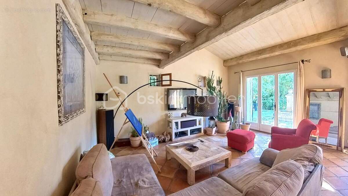 Maison 7 pièces au calme - photo 5