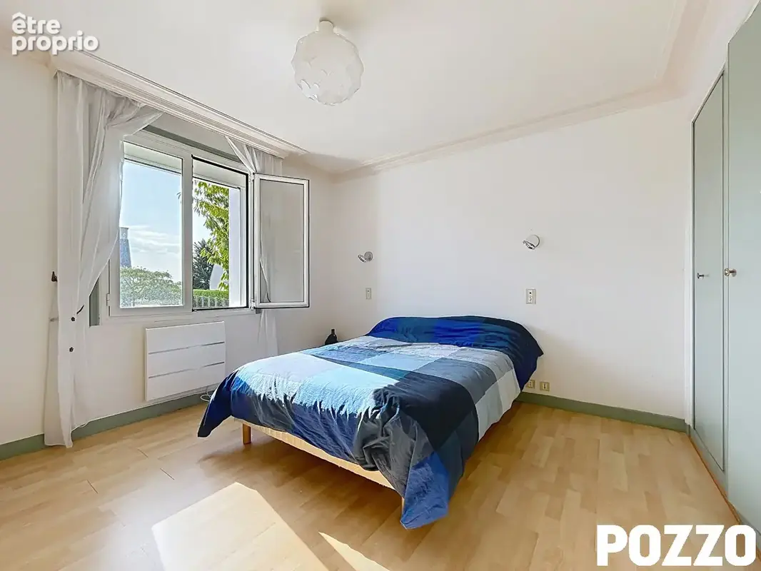 A Vendre - Pontorson - Maison sur sous-sol  6 pièce(s) 100 m² - photo 7