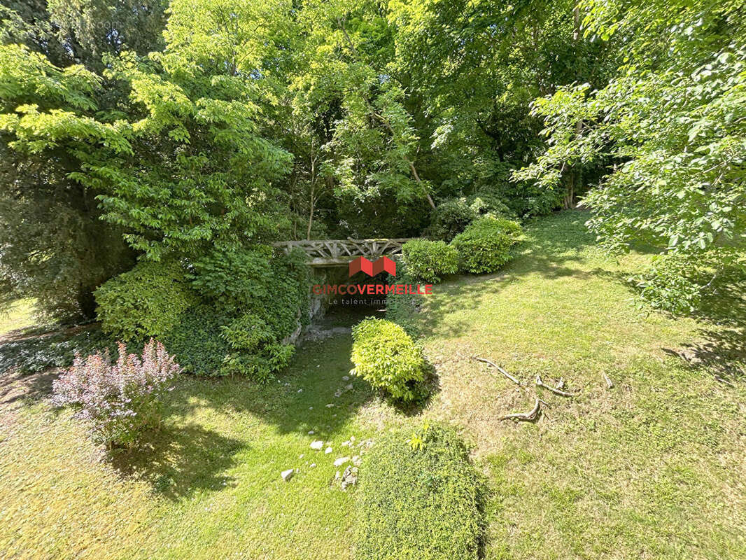 Appartement à BOUGIVAL