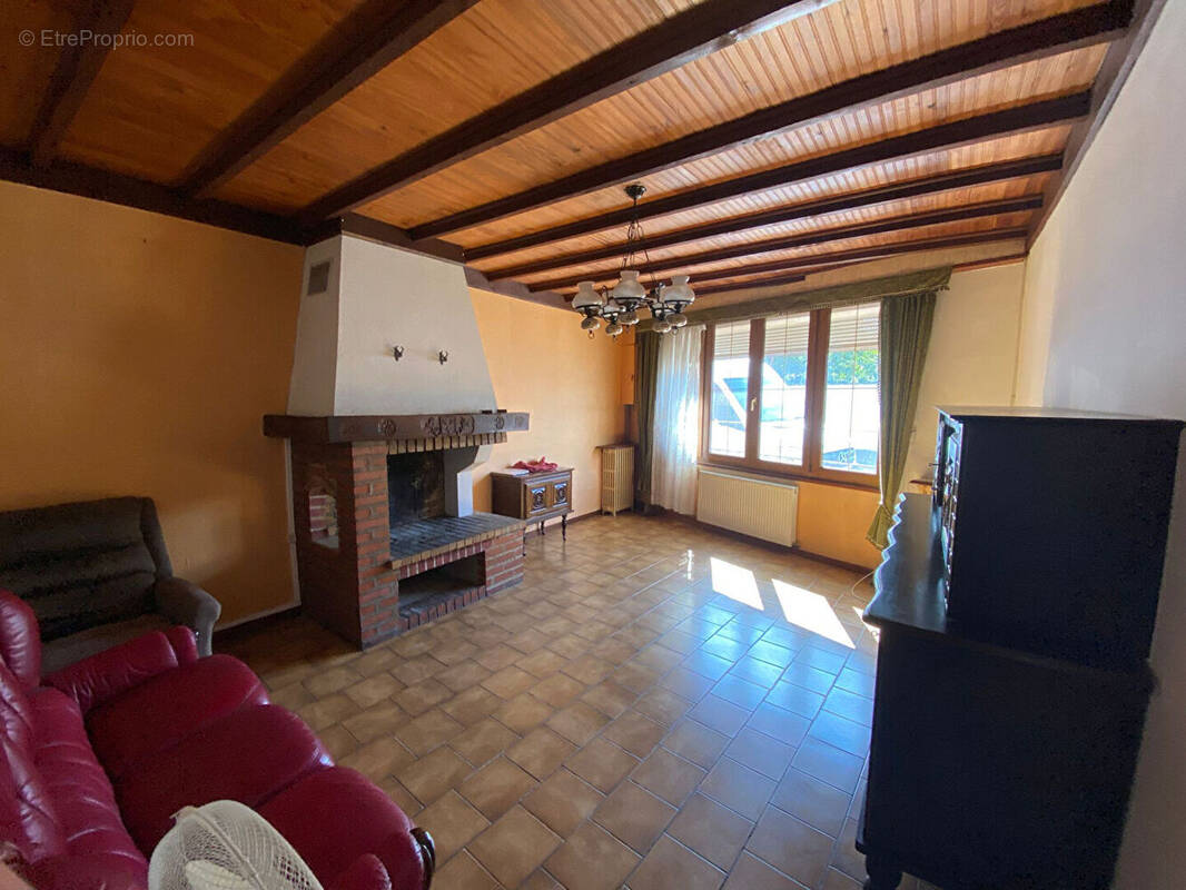 Maison à SAINT-QUENTIN