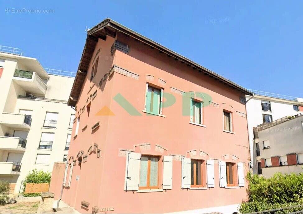 Appartement à ATHIS-MONS