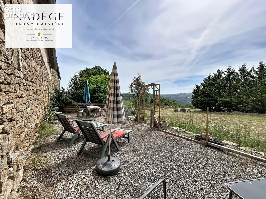 Corps de ferme de caractère avec gîtes   aveyron - photo 2