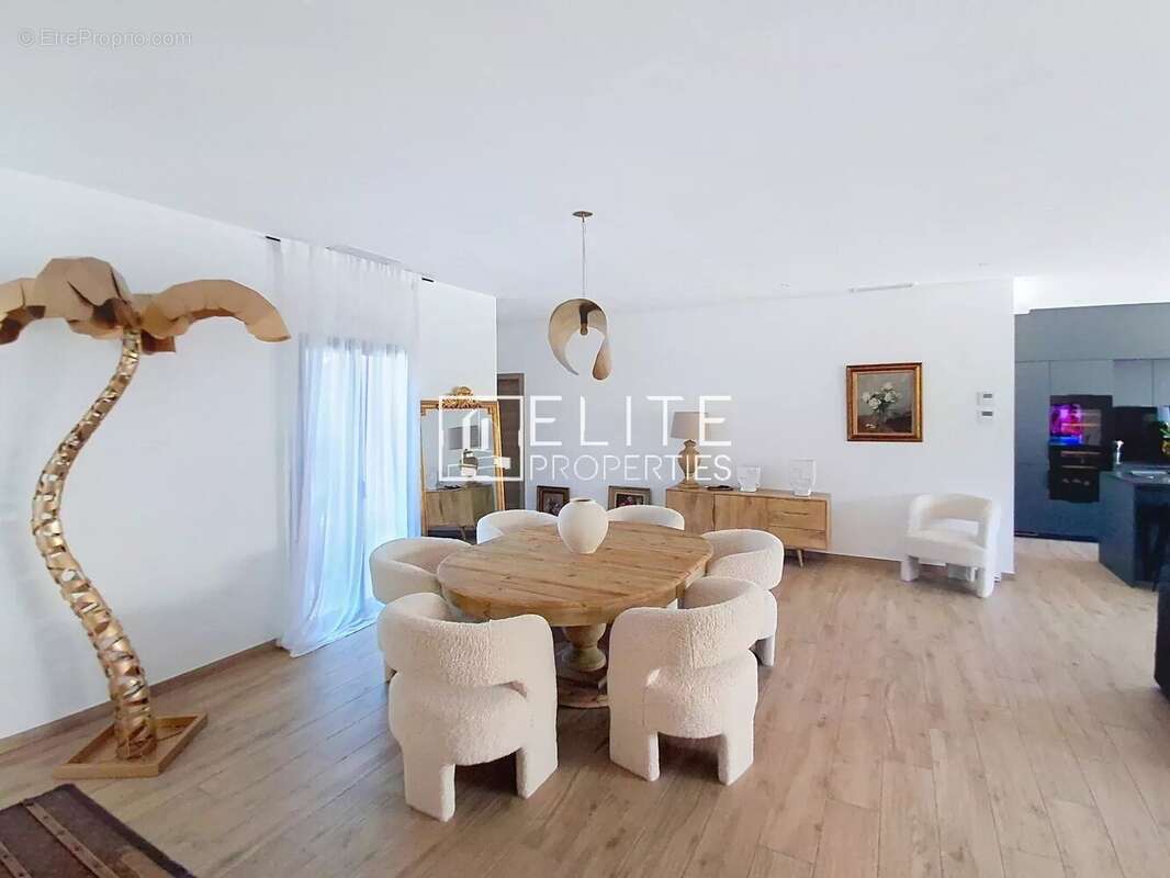 Évasion et raffinement : villa de caractère rénovée - photo 7