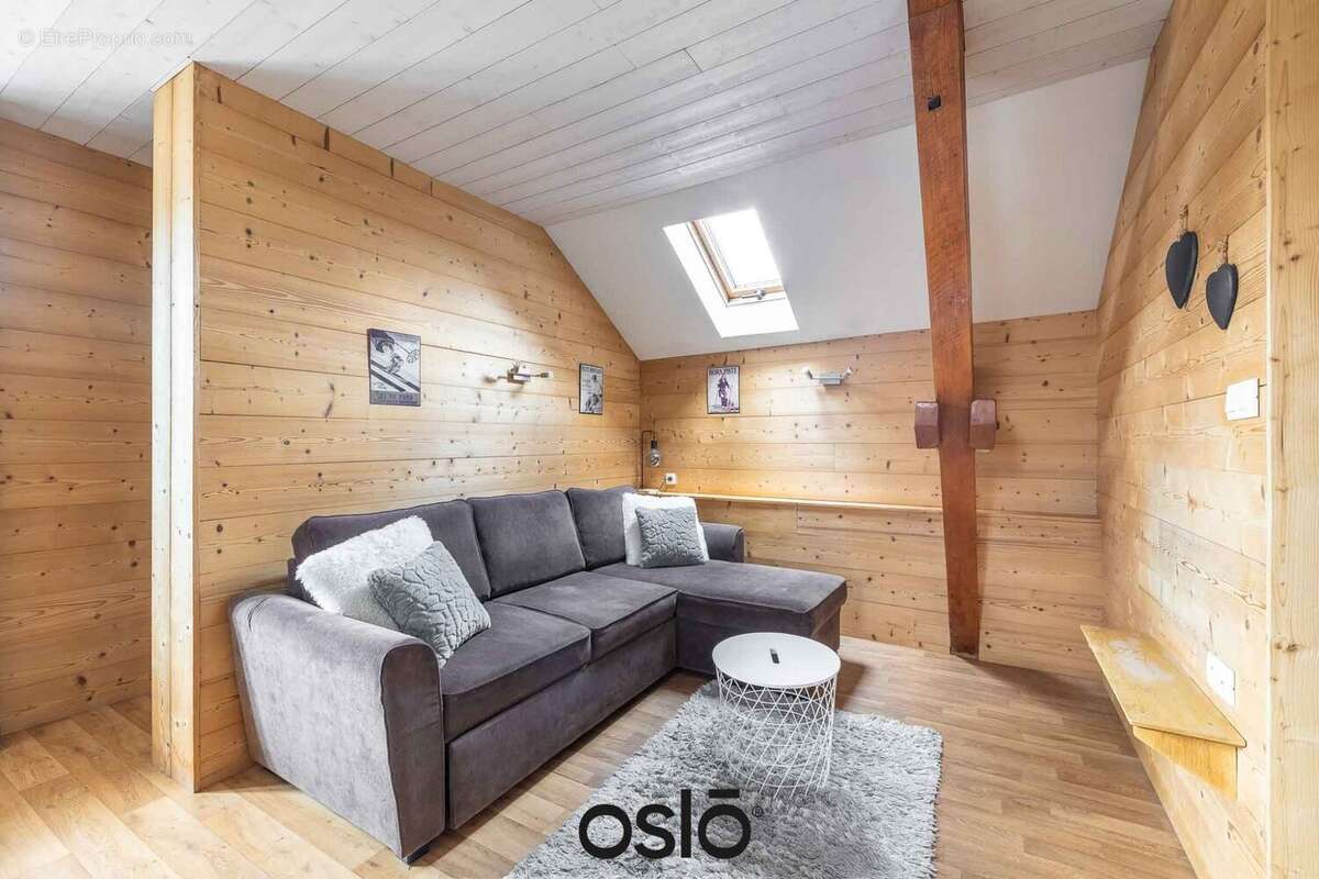 Maison 254 m² à Les Rousses  - photo 3