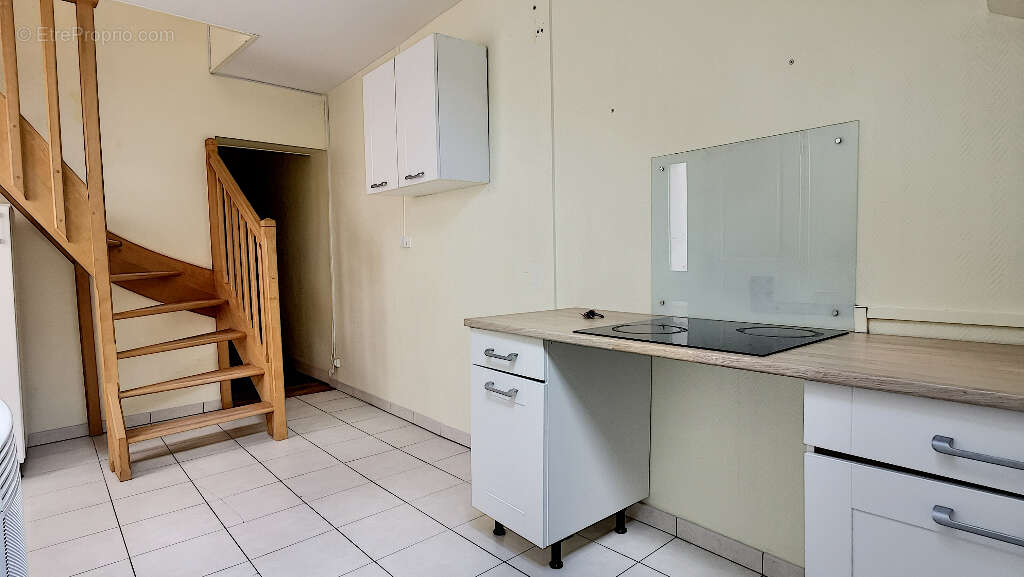Immeuble de rapport Chauny 8 pièce(s) 240 m2 - photo 6