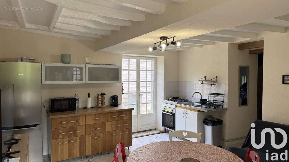 Photo 2 - Maison à LAVAL-EN-BRIE