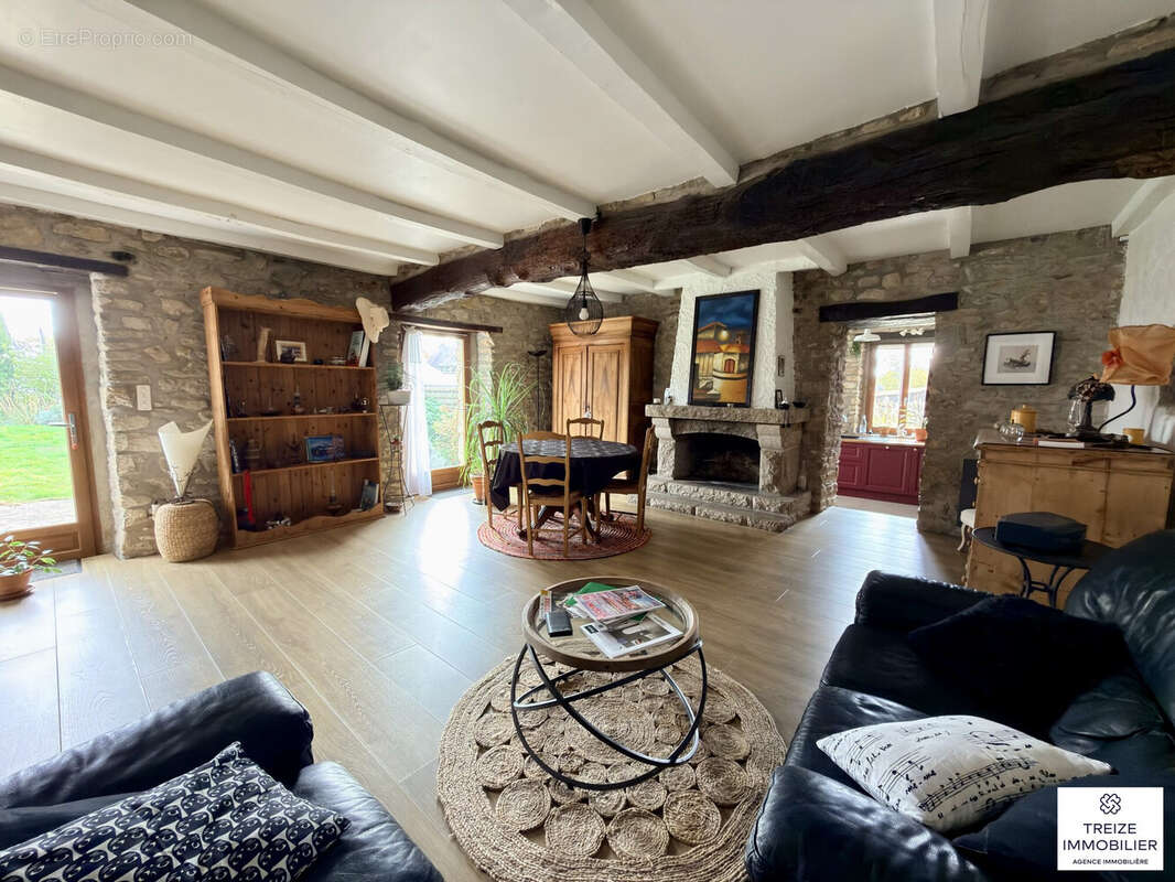 Maison à LE HEZO