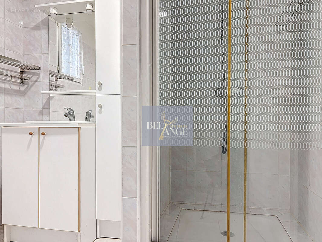 Maison à ALLEGRE-LES-FUMADES