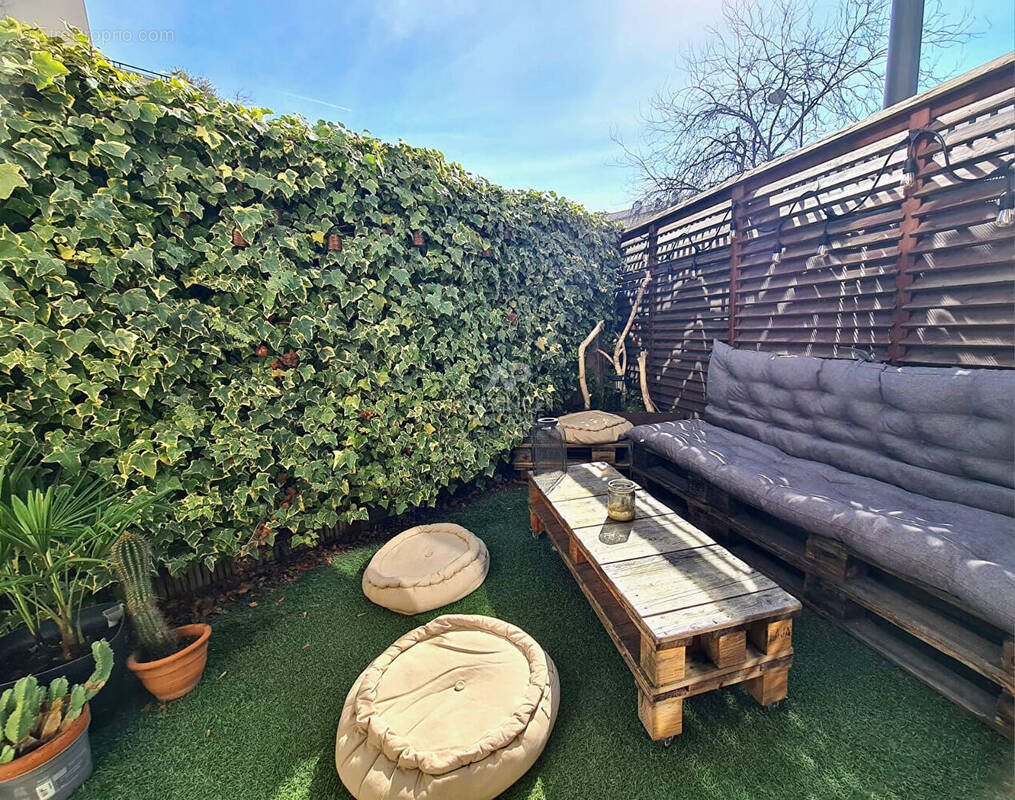 Appartement à ISSY-LES-MOULINEAUX