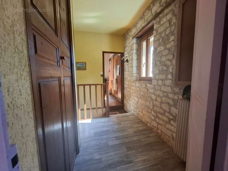 Maison à MONTATAIRE