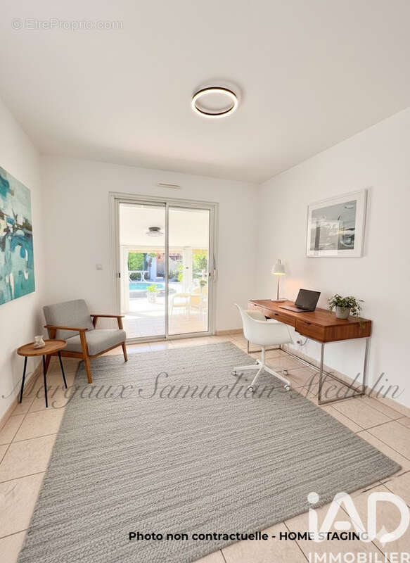 Photo 8 - Maison à CUERS