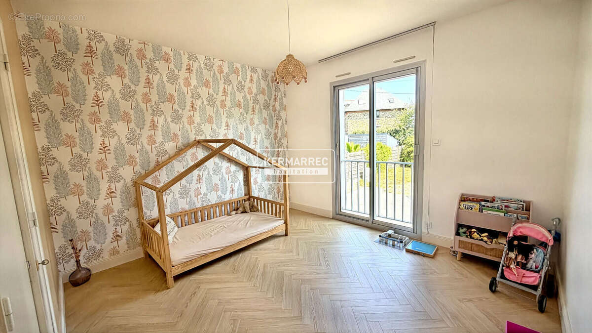 A VENDRE Maison 8 pièces à VITRE 226 m² - 396 800  HAI - photo 5