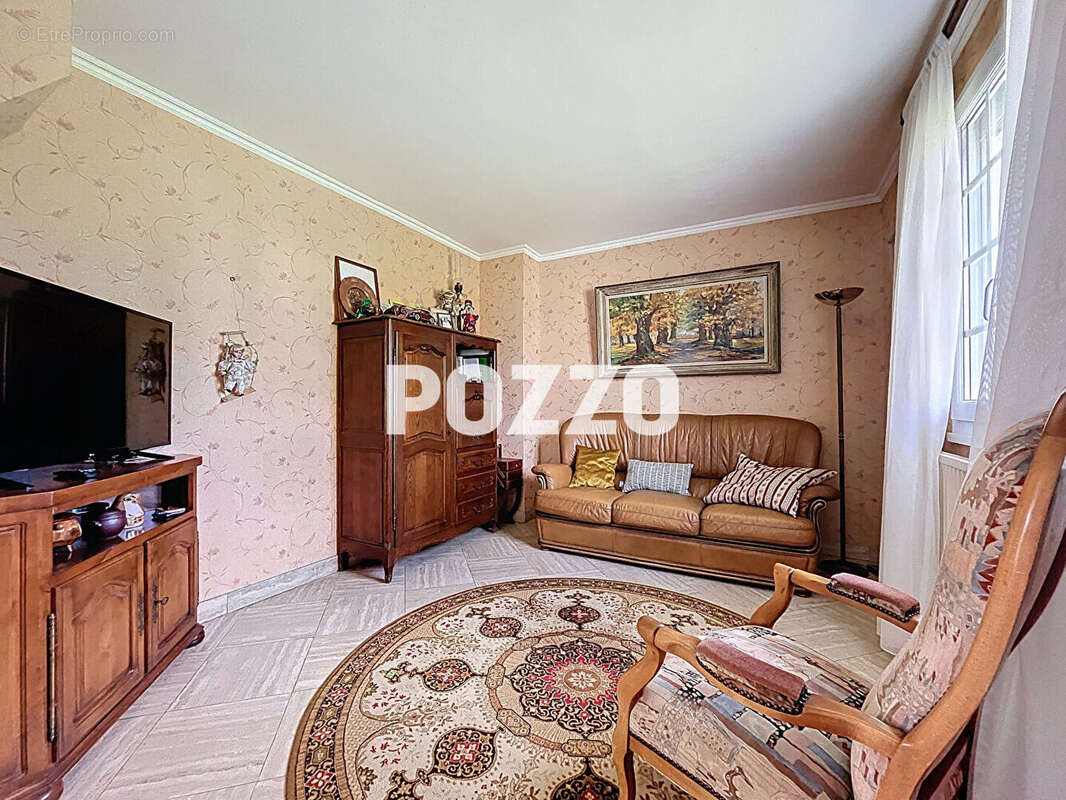 Maison à MONTMARTIN-SUR-MER