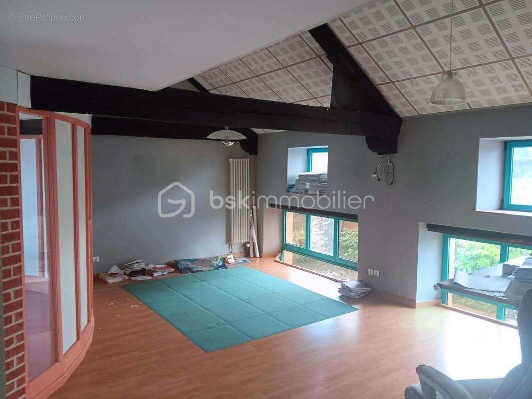 Commerce à CHARLEVILLE-MEZIERES