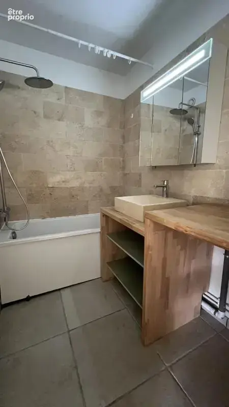 F3 de 70 m² avec balcon 14 m² - photo 8