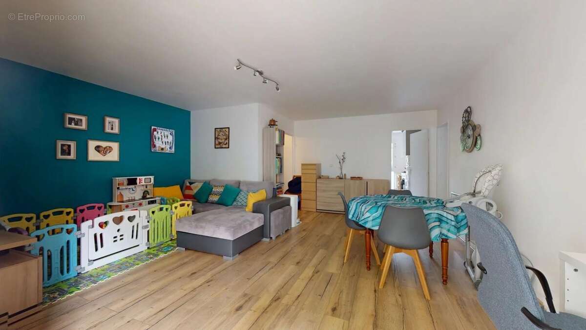 Appartement à MONTIGNY-LE-BRETONNEUX