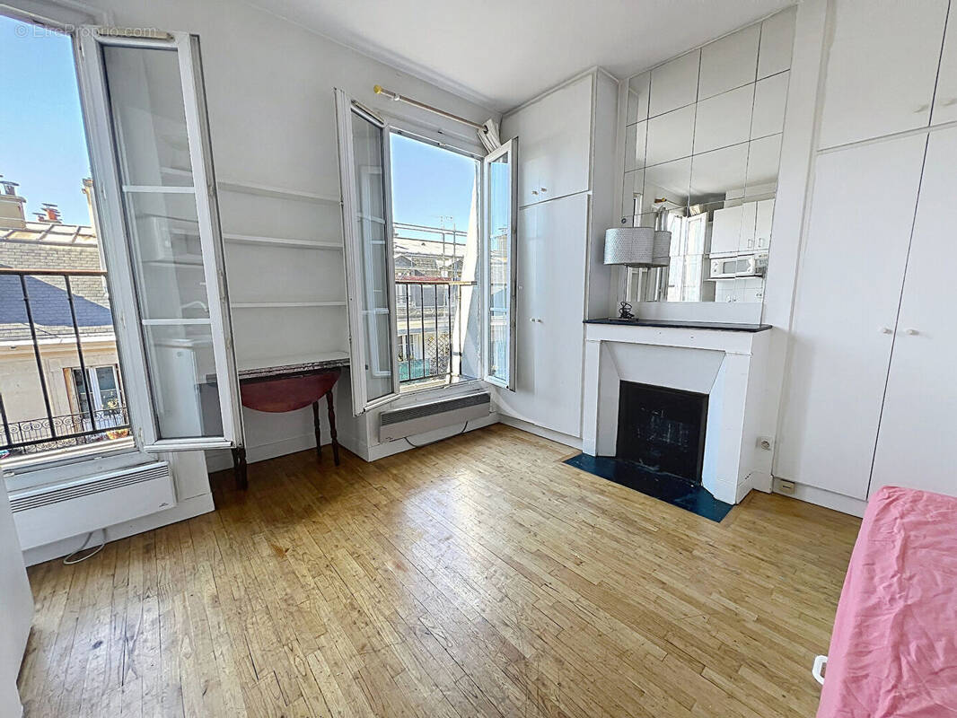 Appartement à PARIS-12E