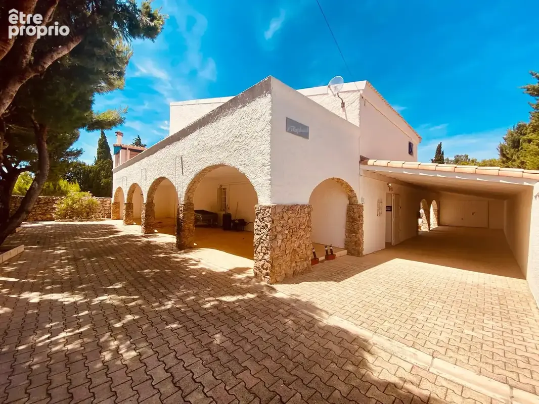 Photo Maison à La Palme au prix de 450 000€