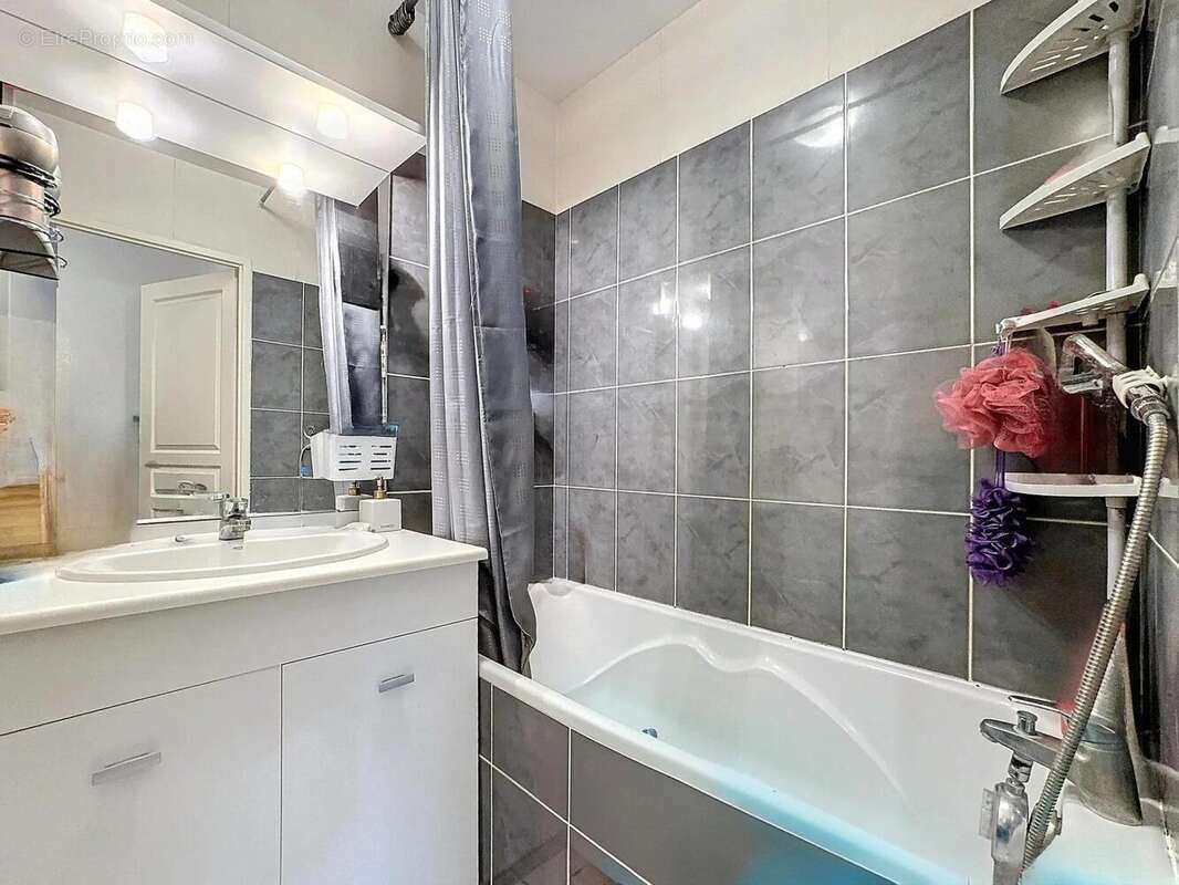 Photo 6 - Appartement à LA CHAPELLE-SAINT-MESMIN