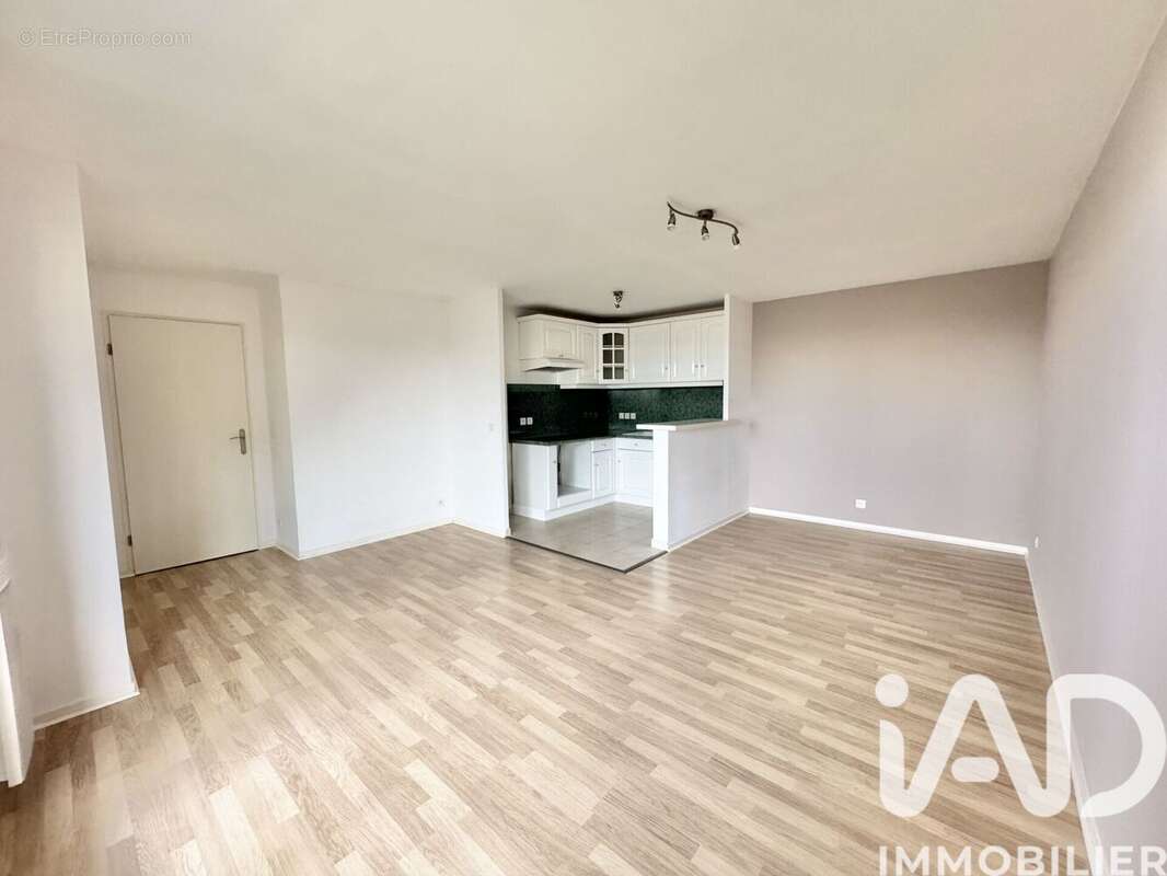 Photo 6 - Appartement à COMBS-LA-VILLE