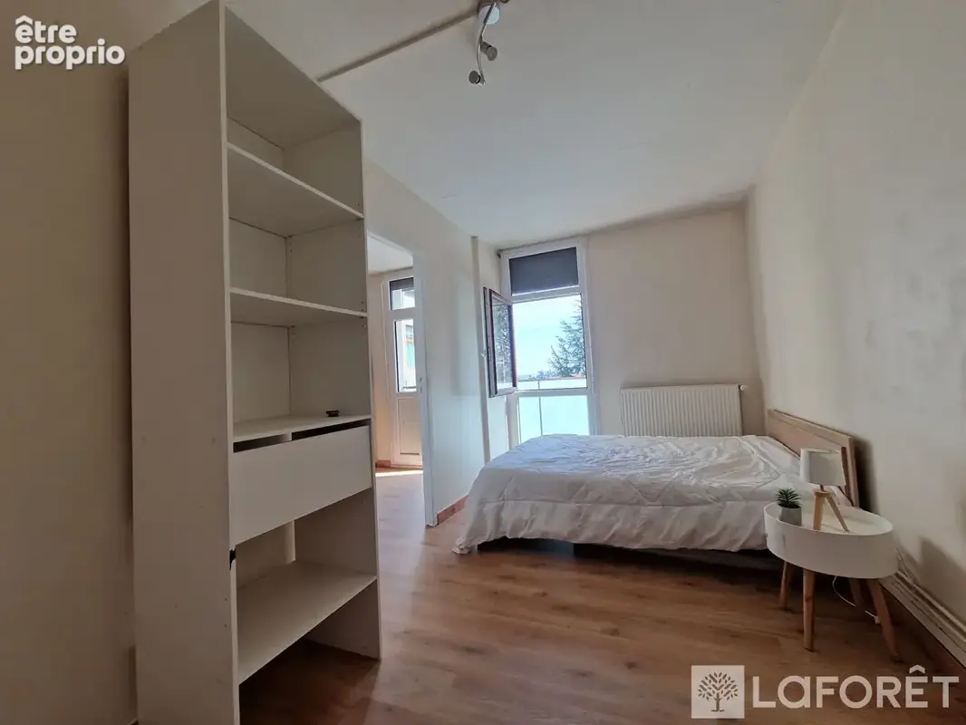 Appartement Oullins Pierre Benite 4 pièce(s) 67.97m2 - photo 3