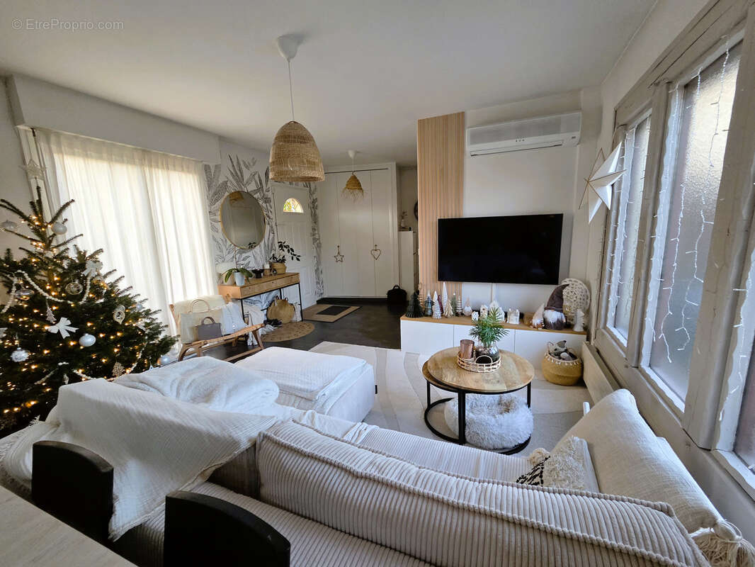 Maison à SAVIGNY-SUR-ORGE