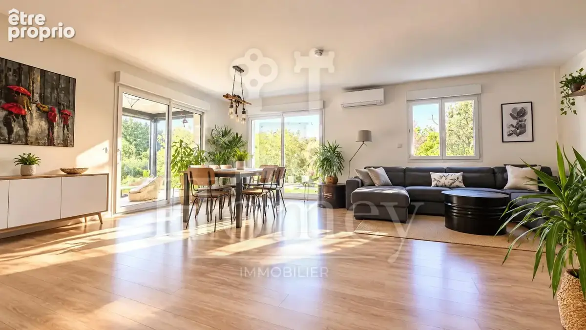 MAISON CONTEMPORAINE (2014) - 147m2 - 4 Chambres - Terrain 1400m2 sans Vis-à-Vis - Dalle Piscine Prête - Pergo - photo 4
